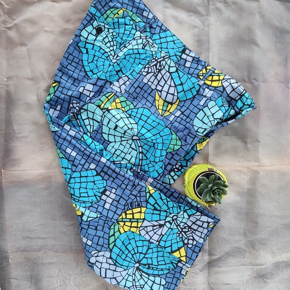 Amazing Lilly Pulitzer Size 10 Capri Pants!